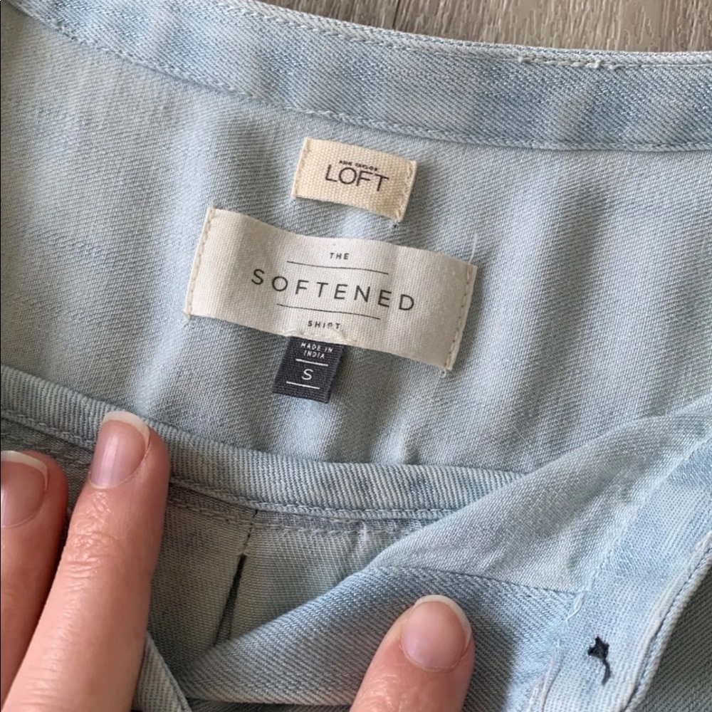 LOFT blouse - Picture 2 of 3